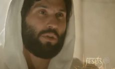 Jesus (Dudu Azevedo) em "Novela Jesus"