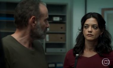 Elias (Marco Rica) e Missade (Ana Cecília Costa) em "Órfãos da Terra"