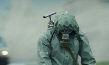 A empresa que fabricou o guarda-roupa 'Chernobyl' doa tudo para hospitais e residências