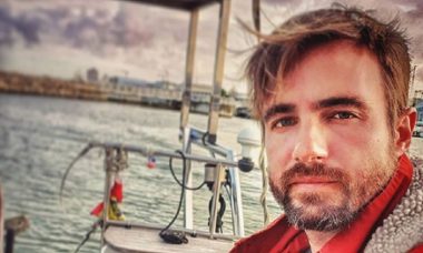 "Ficarei pelo menos uns 10 anos vivendo embarcado", conta ator Max Fercondini