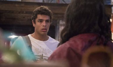 K1 diz para Tato que K2 não está grávida nesta sexta (25) em "Malhação - Viva a Diferença"