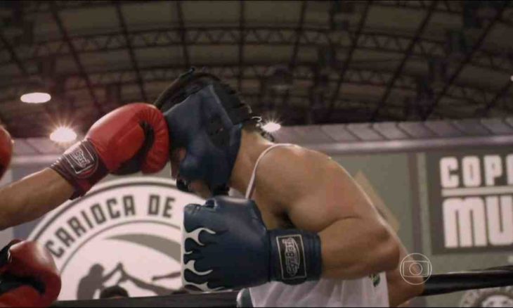 Cobra vence a luta contra Duca nesta quinta (29) em 'Malhação: Sonhos'