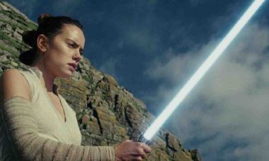 Globo irá exibir 'Star Wars: Os Últimos Jedi' neste domingo a tarde (18)