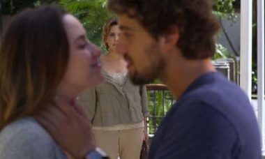 Eva descobre que Ana e Rodrigo estão juntos nesta quarta (16) em 'A Vida da Gente'