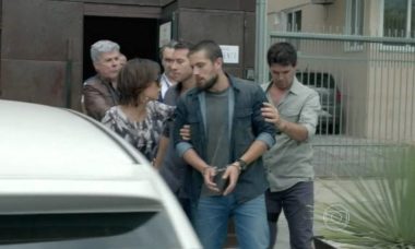 Vicente é preso e Maria Clara o acompanha nesta sábado (7) em 'Império'