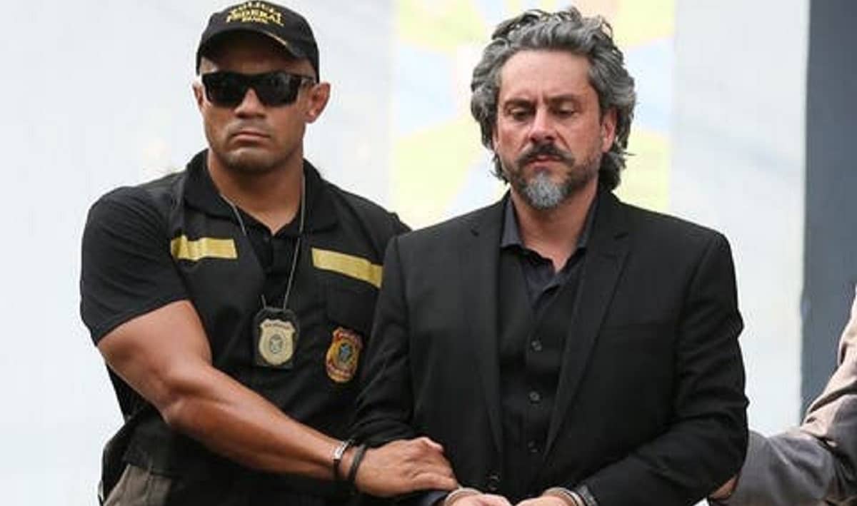 José Alfredo é preso nesta terça (28) em 'Império'