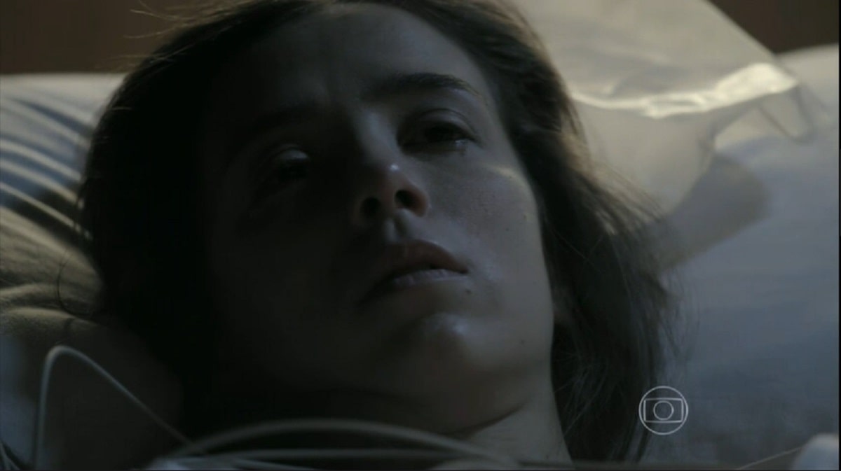 Cora morre no hospital após ser baleada nesta quinta (14) em 'Império'