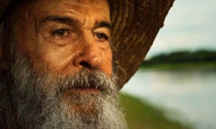 O Velho do Rio revela a José Lucas que ele é um Leôncio nesta terça (7) em 'Pantanal'