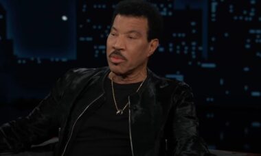 Lionel Richie revela grande arrependimento no documentário ‘The Greatest Night In Pop’