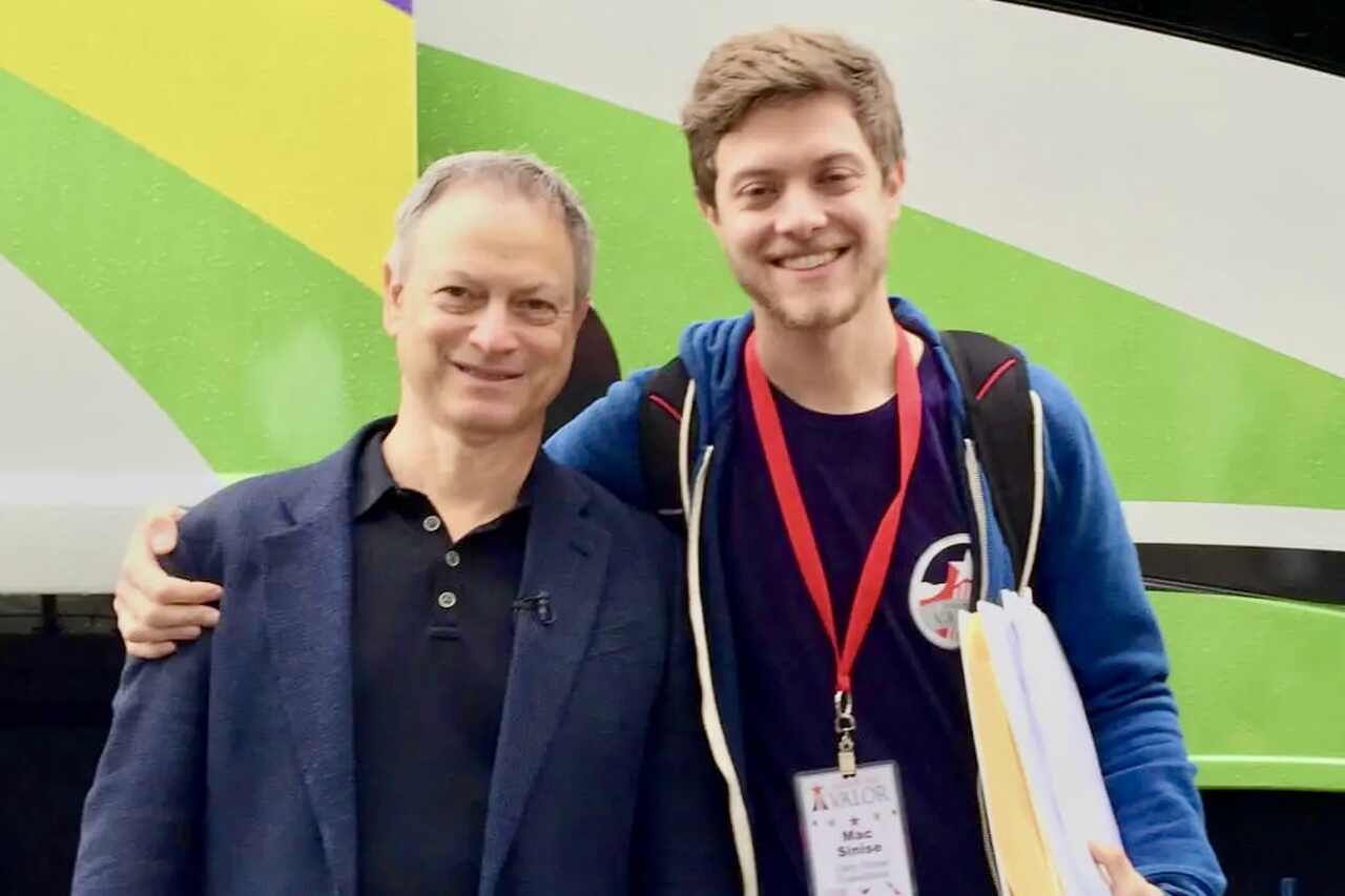 After a battle with cancer, the death of Gary Sinise's son, McCanna "Mac" Sinise, from the series "CSI: NY," has been announced. Photo: Reproduction Gary Sinise Foundation