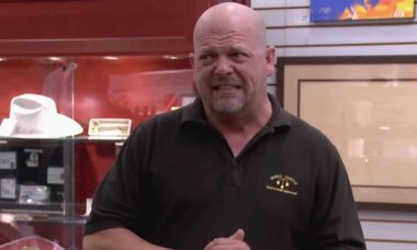 Rick Harrison recusa compra de item histórico e assustador em episódio de Pawn Stars