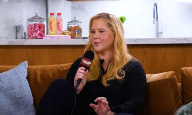 Amy Schumer descobre síndrome de Cushing em meio a críticas sobre seu corpo