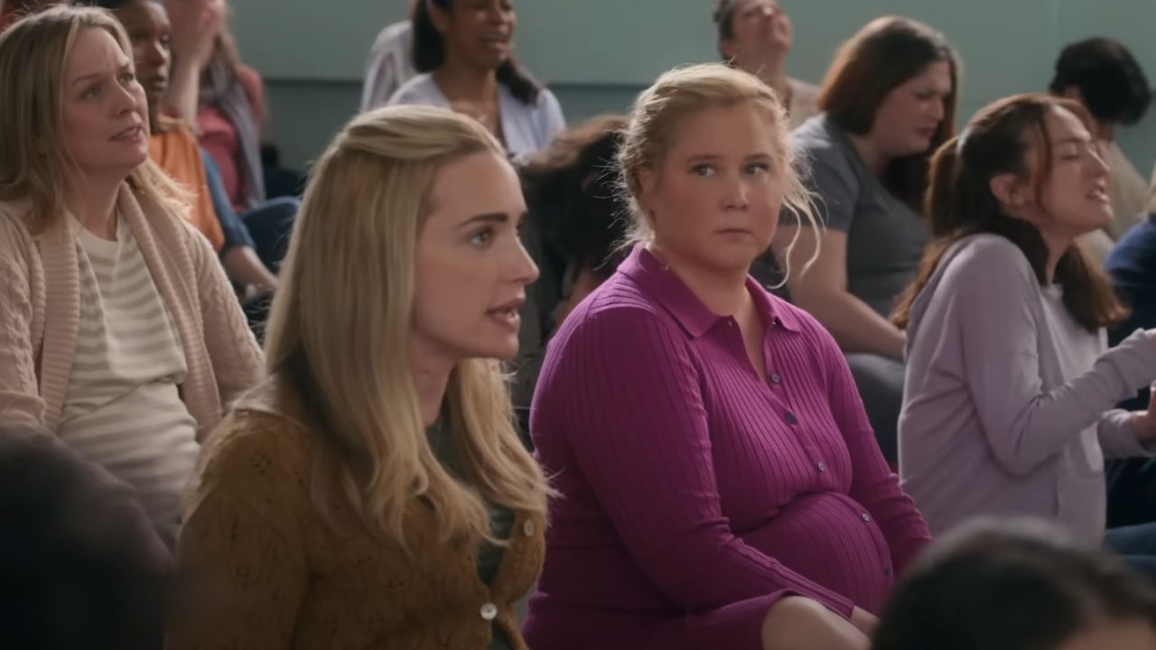 Amy Schumer pediu permissão a Kim Kardashian para fazer piada polêmica em “Kinda Pregnant”