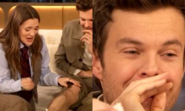 Jack Quaid grita de dor durante depilação no "The Drew Barrymore Show"