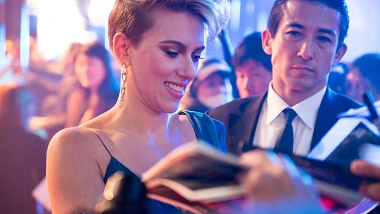 Scopri il motivo per cui Scarlett Johansson non fa foto con i fan