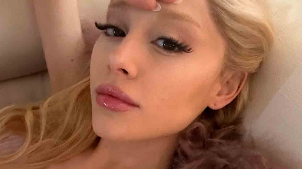 Ariana Grande. Instagram @arianagrande