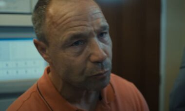 Criador de “Adolescence” fala sobre o que esperar da sequência da série