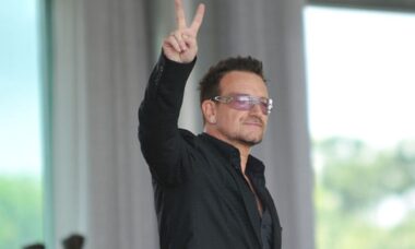 “Bono: Stories of Surrender”, biografia do vocalista do U2, surpreende público em Cannes