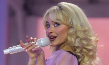 Produtora insinua Sabrina Carpenter pode participar de “Mamma Mia 3”