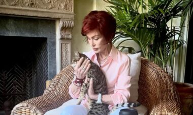 Sharon Osbourne revela que não consegue mais engordar após uso de Ozempic: “Acho que fui longe demais”