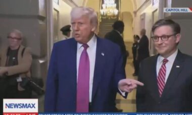 Donald Trump viraliza após dar resposta ácida para jornalista em coletiva