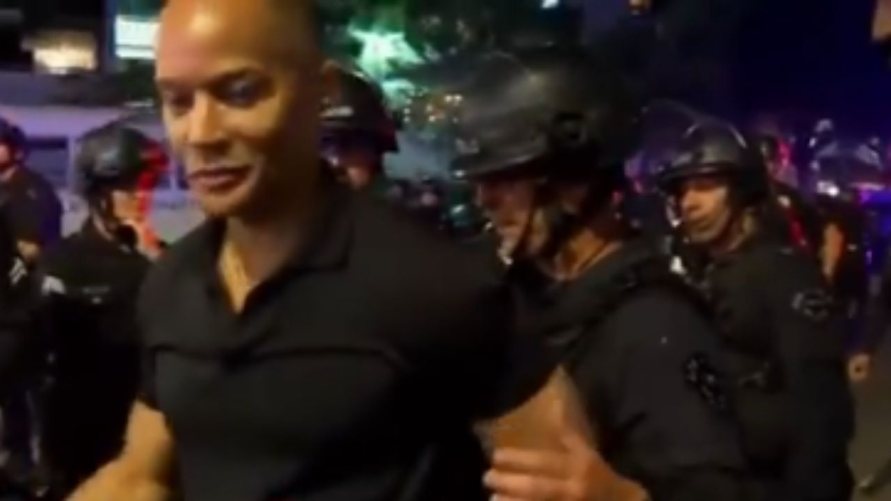 Police detain CNN correspondent during live broadcast of protests in Los Angeles