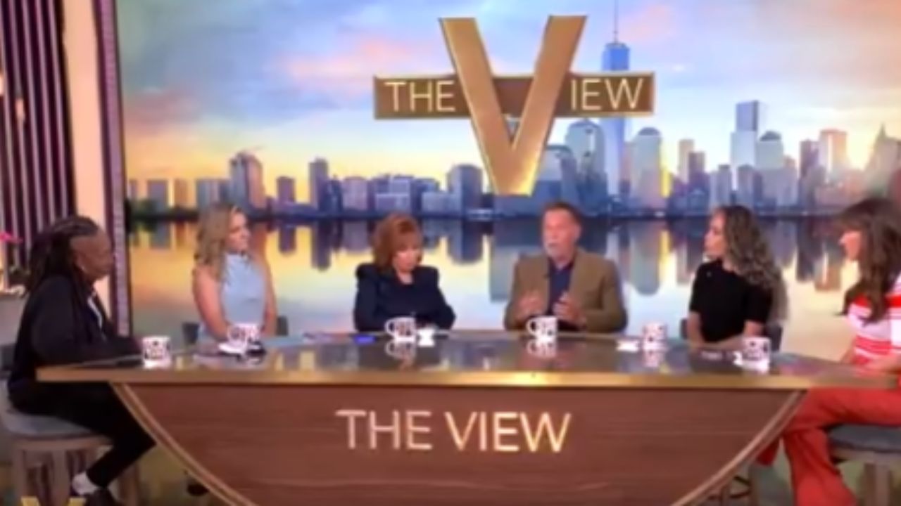 Arnold Schwarzenegger donne une réponse controversée sur les immigrés dans un talk-show