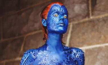 Rebecca Romijn comenta sobre experiência “surreal” de gravar “Avengers” e “Star Trek”