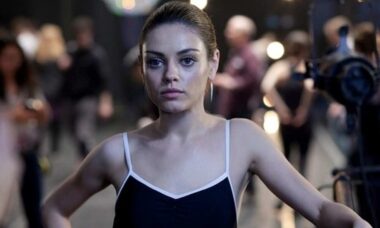 Mila Kunis relembra dieta extrema para papel em "Black Swan": "Muita dança e pouca comida"