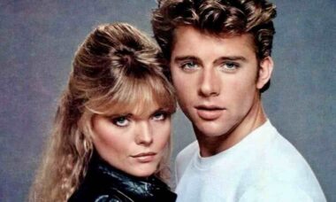 Maxwell Caulfield revela por que não se apaixonou por Michelle Pfeiffer durante gravações de "Grease 2"