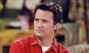 Matthew Perry - Friends - NBC reprodução