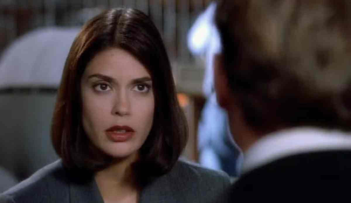 Teri Hatcher - Lois & Clark - Reprodução
