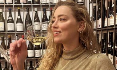 Após trocar de nome e se mudar para a Espanha, Amber Heard revela sua nova carreira
