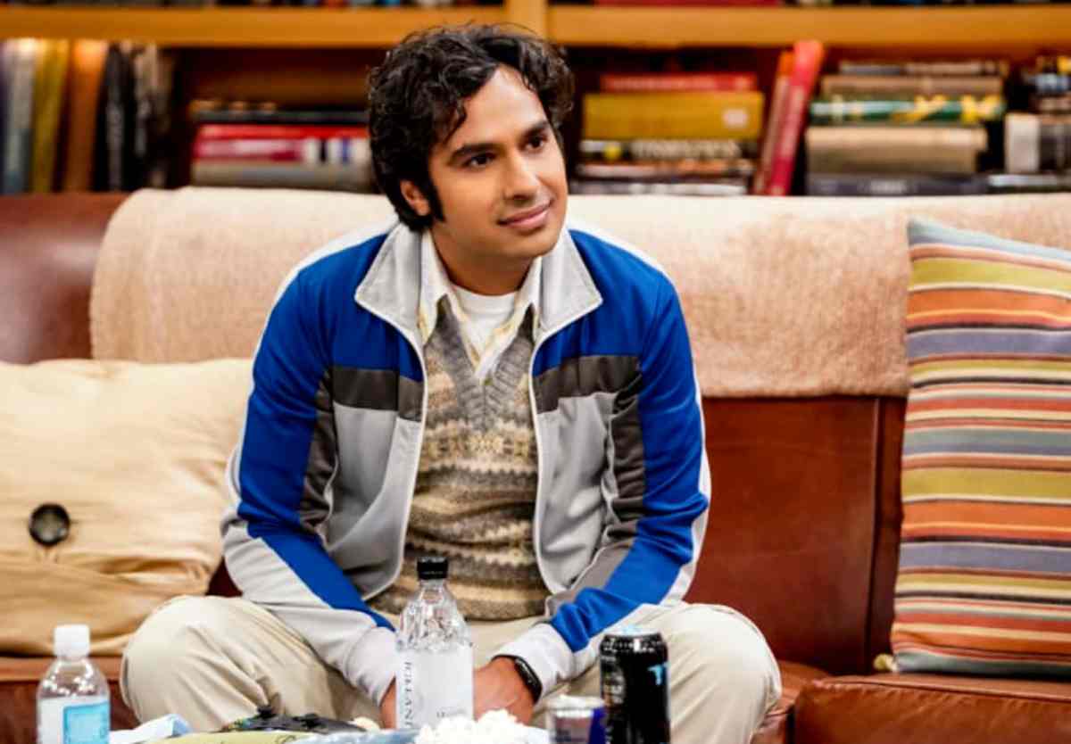 Kunal Nayyar - Big Bang Theory - CBS reproduction