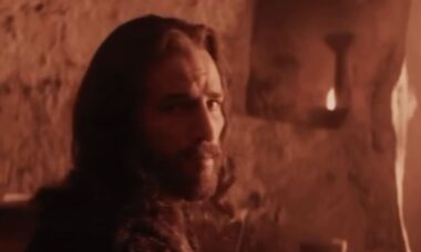 "The Resurrection of the Christ": Filme será divido em duas partes sob a direção de Mel Gibson