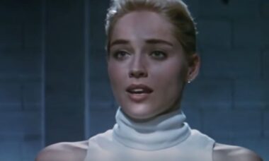 Sharon Stone revela que brigou com Michael Douglas antes de gravar “Basic Instinct”
