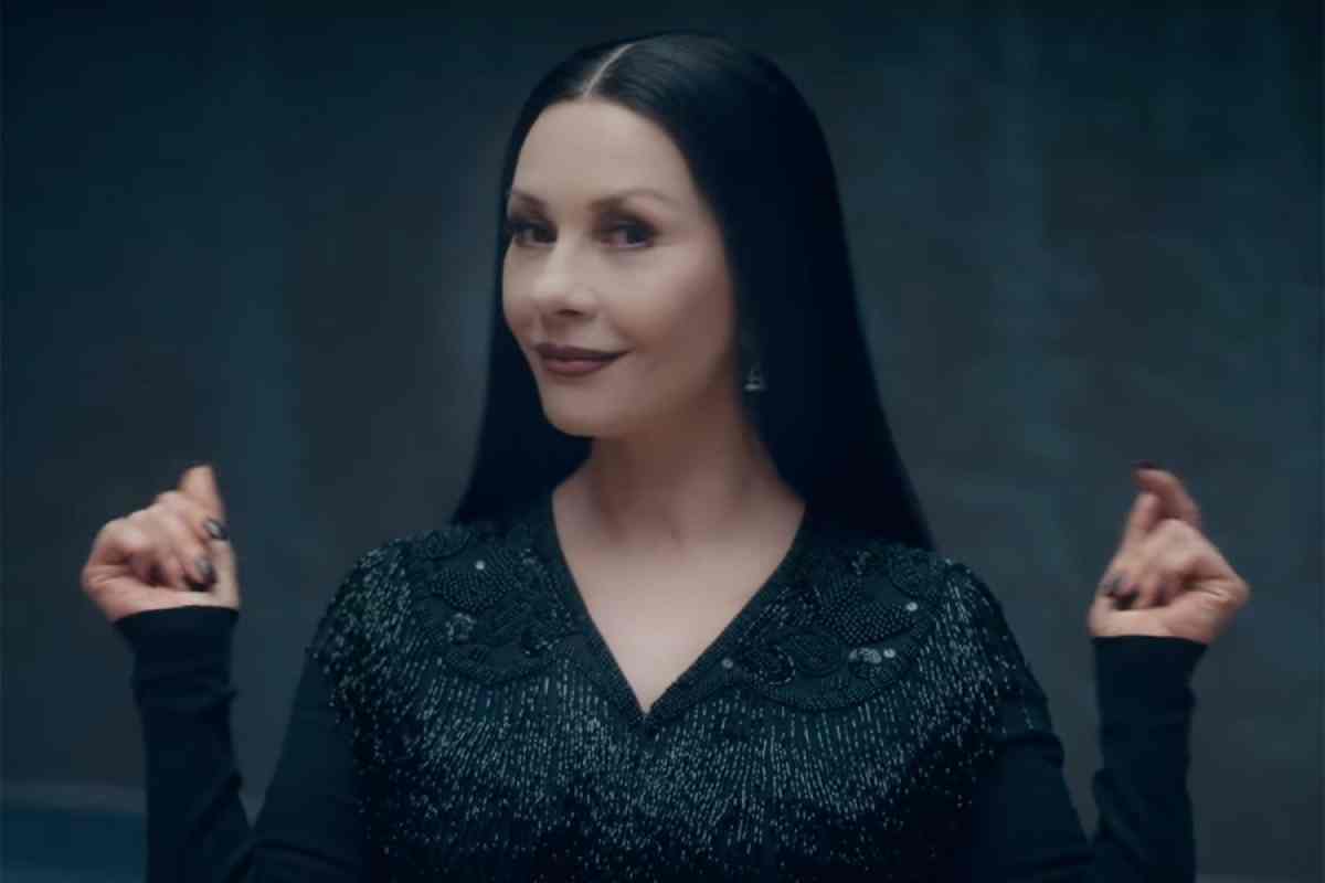 Catherine Zeta Jones. Wednesday - Netflix
