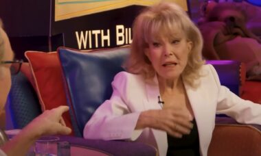 Barbara Eden fez apresentação em Las Vegas sem saber que havia um homem morto na plateia
