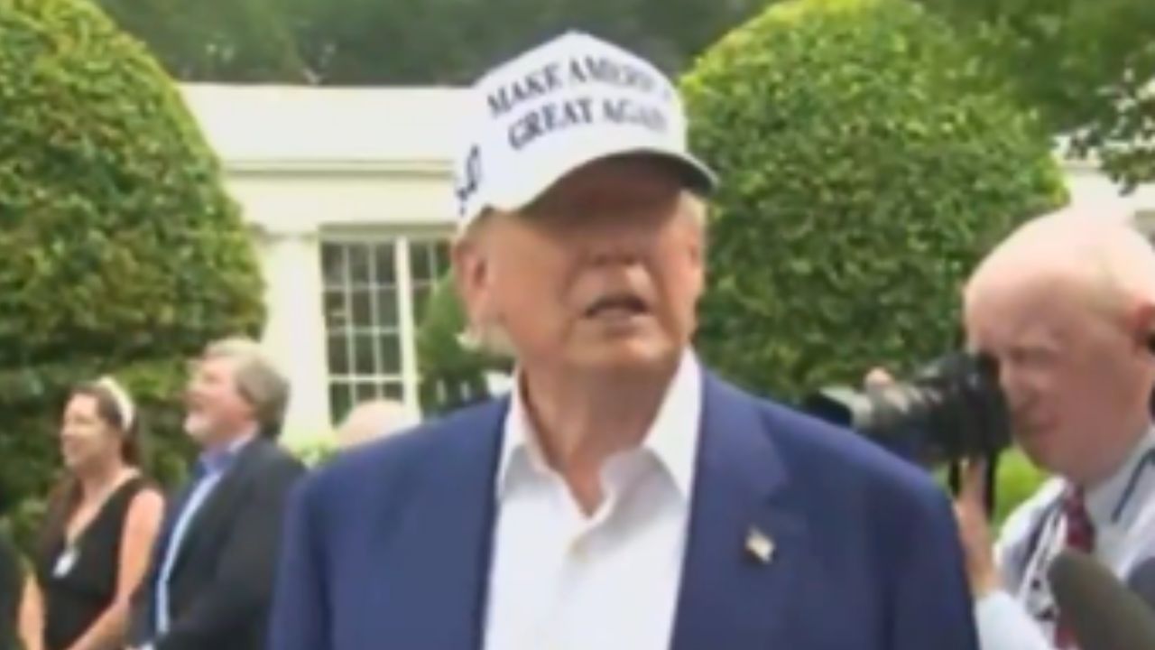 Donald Trump perde a paciência ao vivo com uma repórter da CNN e vídeo viraliza