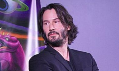 Keanu Reeves sofre acidente em set de filmagem e quebra a rótula