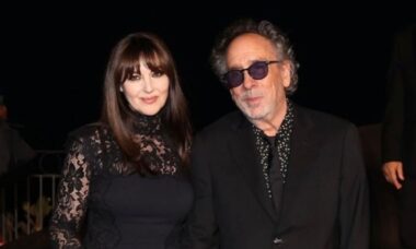 Monica Bellucci e Tim Burton anunciam fim de relacionamento que começou em 2023