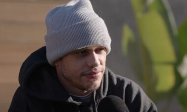 Pete Davidson desabafa sobre perda do pai no atentado de 11 de setembro