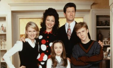 Fran Drescher se reúne com Charles Shaughnessy, colega de elenco em “The Nanny”