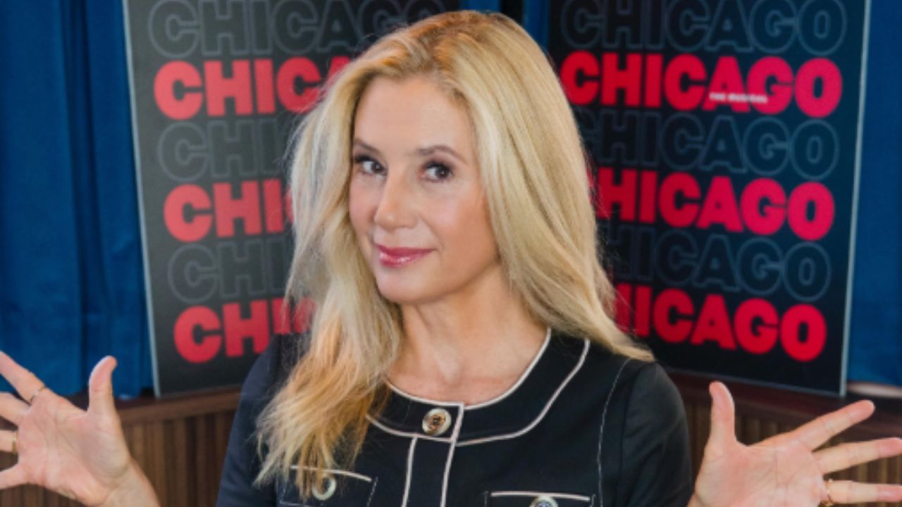 Mira Sorvino, Star von „Chicago“, erinnert sich daran, als Charlie Sheen ihr einen Heiratsantrag machte