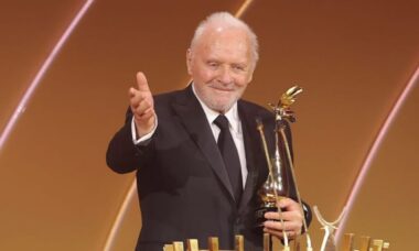 Anthony Hopkins confessa que abandonou a primeira esposa por medo de se tornar fisicamente violento