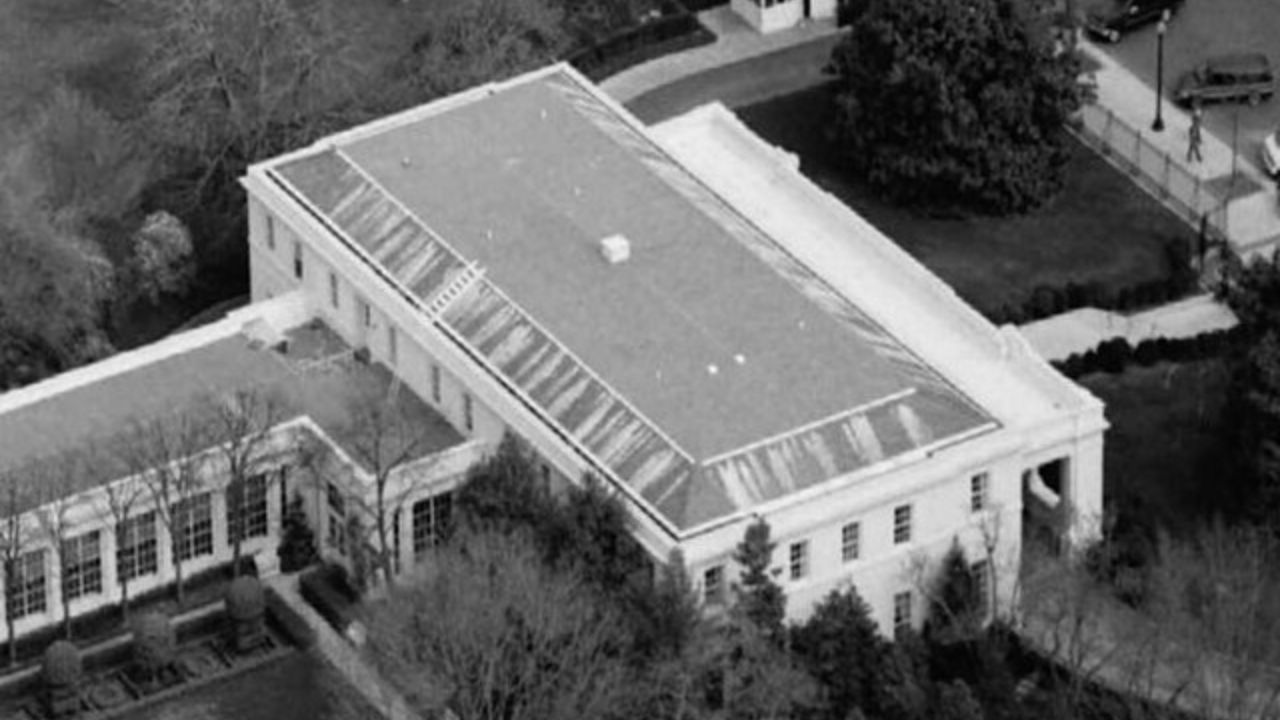 Casa Branca demole sala de cinema de mais de 80 anos durante obras de Donald Trump