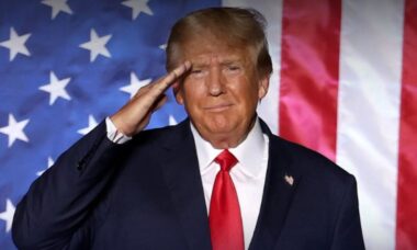 Donald Trump deve receber valor milionário após processar YouTube