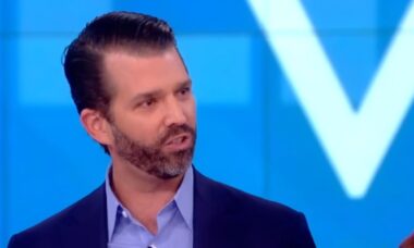 Donald Trump Jr. acusa Whoopi Goldberg de xingar o público do The View durante intervalo