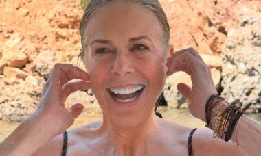 Tom Hanks faz homenagem para a esposa Rita Wilson no seu 69º aniversário