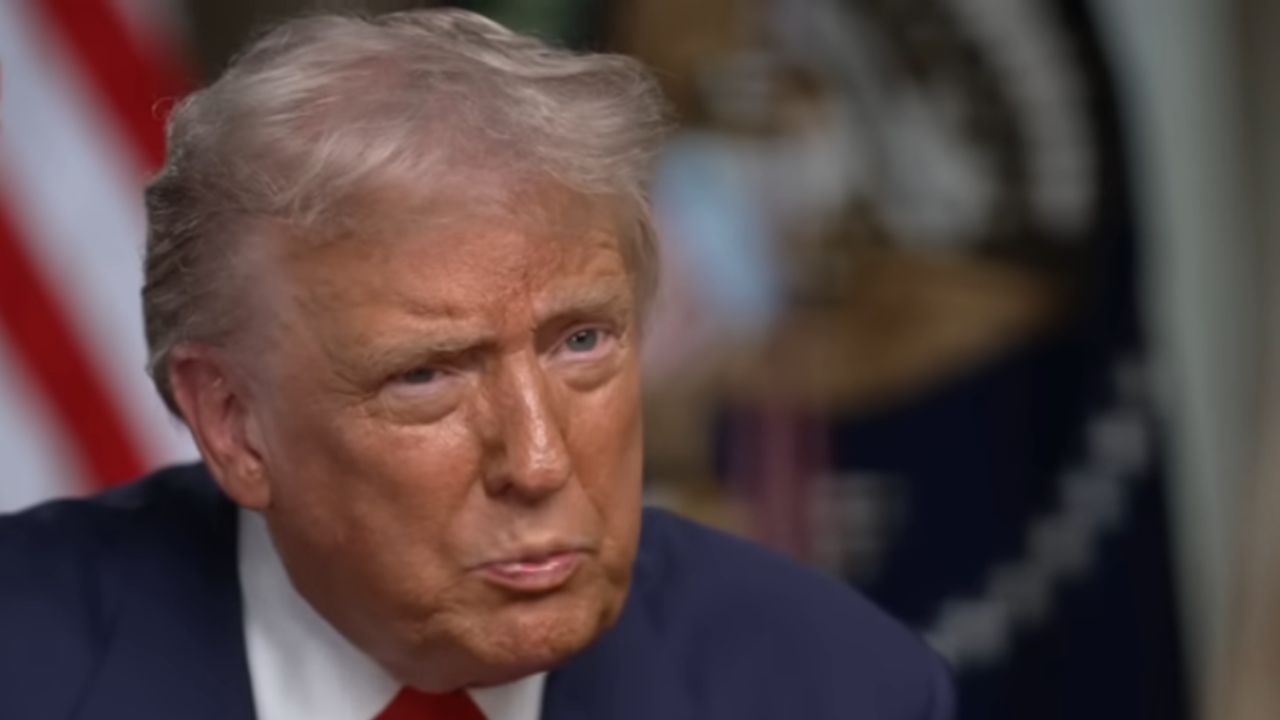 Donald Trump slaví dohodu s Paramountem ve výši 16 milionů dolarů